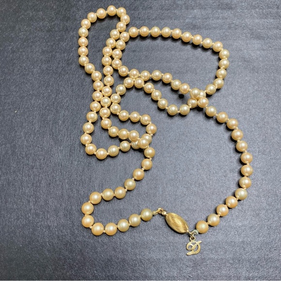 Danecraft Jewelry - Vintage 60's Necklace Danecraft Ivory Off White Faux Pearls Gold Tone Clasp